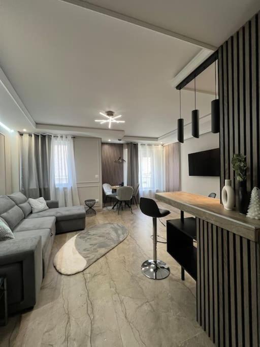 Luxueux Appartement Pres De La Cathedrale สตราสบูร์ก ภายนอก รูปภาพ